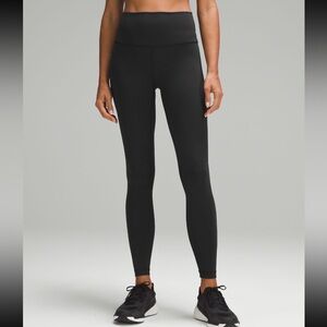NWT Lululemon Wunder Under High Rise 28” Leggings. Size 2 in Black.